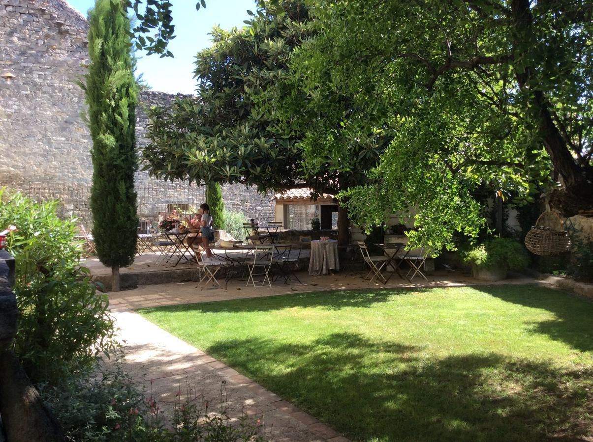 Bed and Breakfast Le Posterlon Caumont-sur-Durance Exterior foto