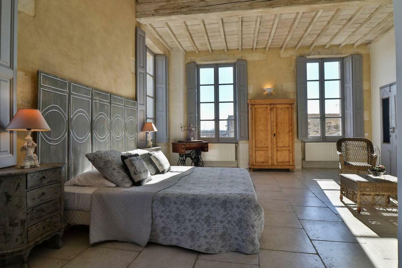 Bed and Breakfast Le Posterlon Caumont-sur-Durance Exterior foto